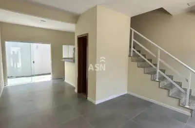 Casa com 2 quartos à venda no Lagoa, Macaé 