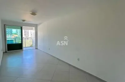 Apartamento com 2 quartos para alugar na Praia do Pecado, Macaé 