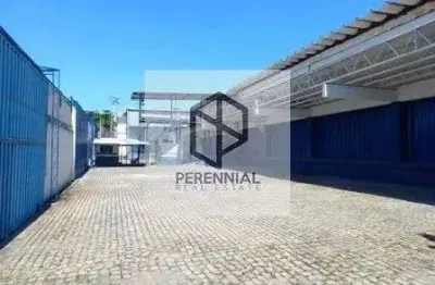 Barracão / Galpão / Depósito com 4 salas para alugar em Ramos, Rio de Janeiro 