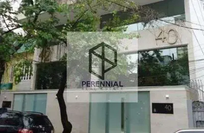 Escritório comercial para locação no Edifício Empresarial Capitão Salomão em Humaitá, RJ - 369m²