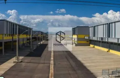 Barracão / Galpão / Depósito com 2 salas para alugar na Rodovia Presidente Dutra, km 134, Vila Galvão, Caçapava