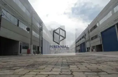 Barracão / Galpão / Depósito com 4 salas para alugar na Avenida Fagundes de Oliveira, 538, Piraporinha, Diadema