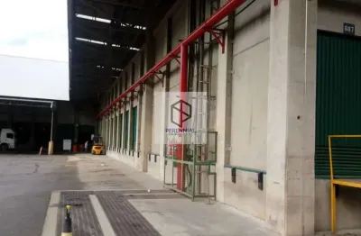 Barracão / Galpão / Depósito com 6 salas para alugar na Rua Embau, 2207, Pavuna, Rio de Janeiro