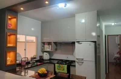 Apartamento com 2 quartos à venda na Rua Barão do Rio Branco, Vila Júlia, Poá