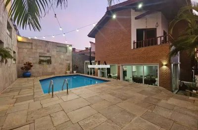More no condomínio residencial 6 em alphaville - casa com 05 quartos!