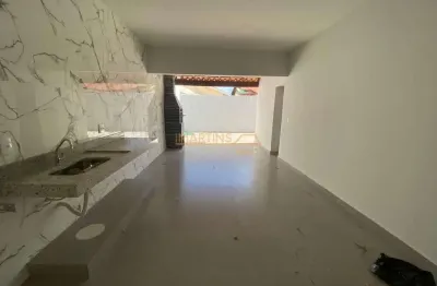 Casa com 3 quartos à venda no Sibipiruna, Araguari 