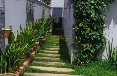 Casa com 3 quartos à venda na 1, 1, Aeroporto, Araguari