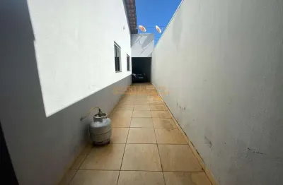 Casa à venda no bairro portal do cerrado iii - araguari/mg