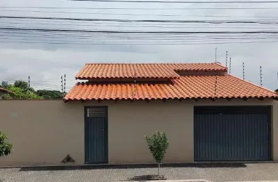 Casa com 2 quartos à venda no Brasília, Araguari 