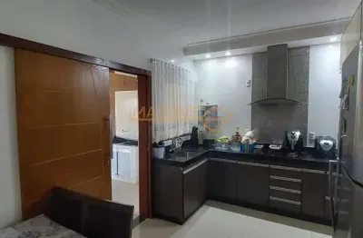 Casa com 2 quartos à venda no Santiago, Araguari 