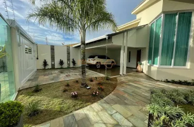 Casa com 4 quartos à venda no Bosque, Araguari 