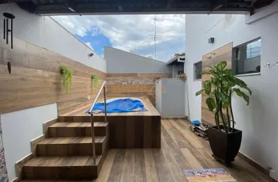 Casa com 3 quartos à venda no Sibipiruna, Araguari 
