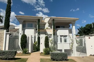 Casa com 4 quartos à venda no Sibipiruna, Araguari 