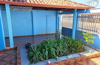 Casa com 3 quartos à venda no Jóquei Clube, Araguari 