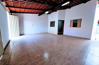 Casa à venda no bairro parque dos verdes - araguari/mg