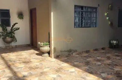 Casa com 4 quartos à venda na 1, 1, Santiago, Araguari