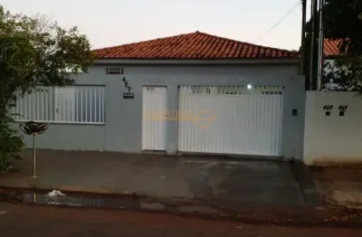 Casa com 3 quartos à venda no Rosário, Araguari 