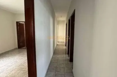 Casa com 3 quartos à venda na Praça Gaioso Neves, Rosário, Araguari
