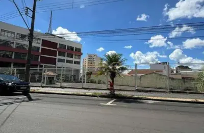 Terreno comercial para alugar na Praça Gaioso Neves, Centro, Araguari
