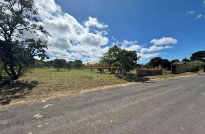 Terreno à venda na Praça Gaioso Neves, Vieno, Araguari
