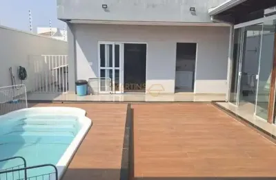 Casa à venda no bairro jardim interlagos iii - araguari/mg