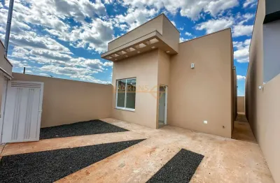 Casa com 3 quartos à venda na 1, 1, Sibipiruna, Araguari