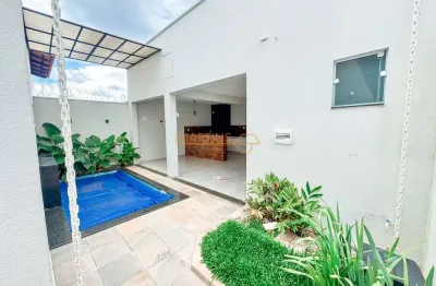 Casa com 3 quartos à venda no Santiago, Araguari 