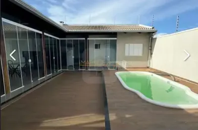 Sobrado à venda no bairro jardim interlagos i - araguari/mg