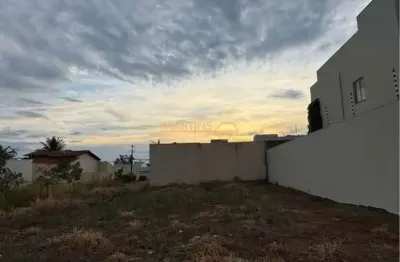 Terreno à venda no Sibipiruna, Araguari 