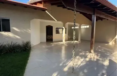 Casa com 6 quartos à venda no Bosque, Araguari 