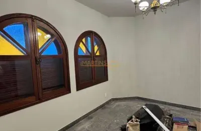 Casa com 4 quartos à venda no Bosque, Araguari 