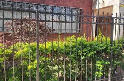 Casa com 3 quartos à venda no Jardim Regina, Araguari 