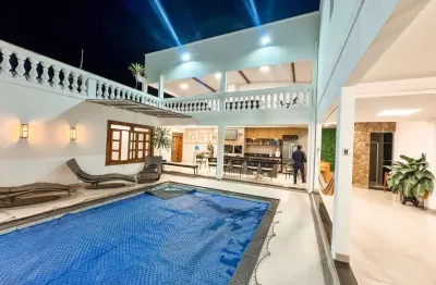 Casa com 5 quartos à venda no Sibipiruna, Araguari 