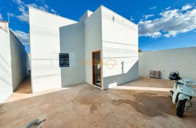 Casa com 3 quartos à venda na Rua Antônio Lemos da Silva, Fátima, Araguari