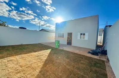 Casa com 3 quartos à venda na Rua Antônio Lemos da Silva, Fátima, Araguari