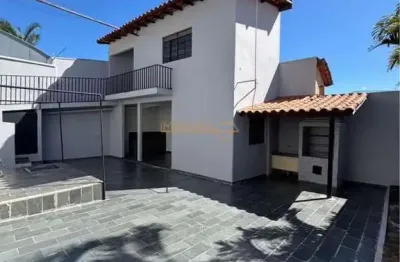 Casa com 4 quartos à venda na Rua Antônio Lemos da Silva, Bosque, Araguari