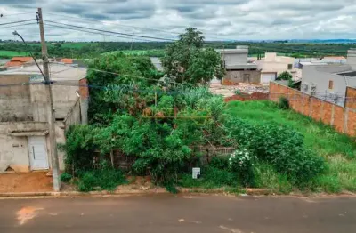 Terreno à venda na Rua Antônio Lemos da Silva, Bosque, Araguari