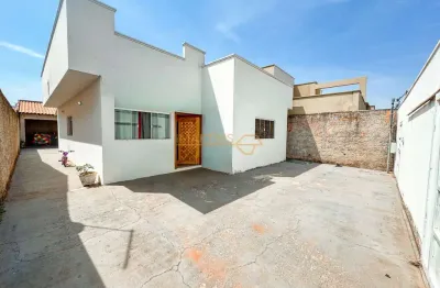 Casa com 3 quartos à venda na Rua Antônio Lemos da Silva, Conjunto Ouro Verde, Araguari