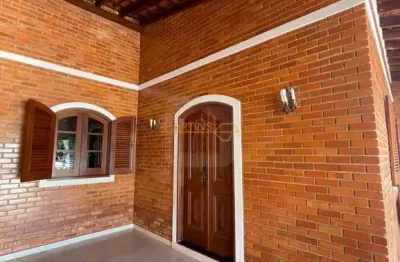 Casa com 4 quartos à venda na Rua Antônio Lemos da Silva, Centro, Araguari