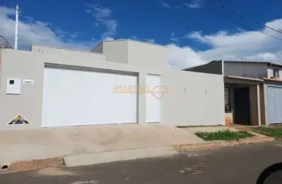 Casa com 2 quartos à venda na Rua Antônio Lemos da Silva, Fátima, Araguari