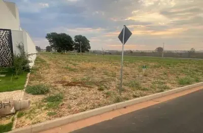 Terreno à venda na Rua Antônio Lemos da Silva, Sibipiruna, Araguari