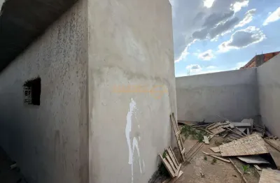 Casa com 4 quartos à venda no São Judas Tadeu, Araguari 