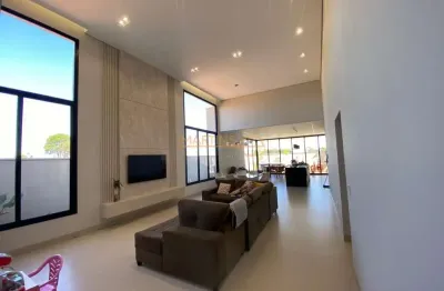 Casa com 3 quartos à venda no Sibipiruna, Araguari 