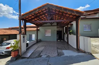 Vendo casa no condomínio millenium  2 ,com 2 dormitórios e 2 vagas de garagem cobertas