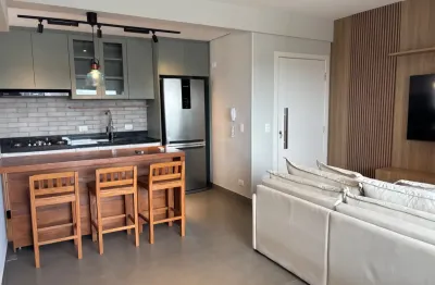 Vendo Apartamento de 2 dormitórios sendo 1suite 2 vagas de garagem cobertas na Praça do Habib’s