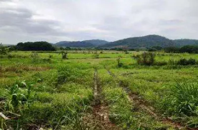 Sítio para venda em cachoeiras de macacu, cachoeira da quizanga, 2 dormitórios, 1 banheiro, 1 vaga