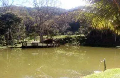 Sítio para venda em cachoeiras de macacu, japuíba, 4 dormitórios, 1 suíte, 2 banheiros, 2 vagas