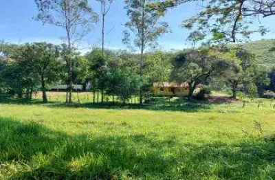 Sítio para venda em cachoeiras de macacu, maraporã, 2 dormitórios, 1 suíte, 1 banheiro, 1 vaga