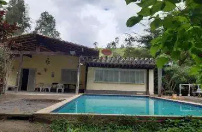 Sítio para venda em cachoeiras de macacu, papucaia, 3 dormitórios, 1 suíte, 1 banheiro, 1 vaga