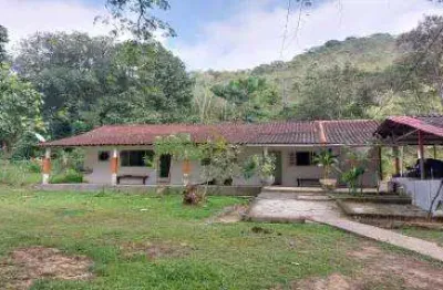 Sítio para venda em cachoeiras de macacu, patis, 3 dormitórios, 1 banheiro, 1 vaga